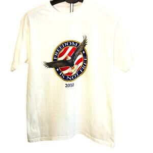 2010 Vintage FREEDOM IS NOT FREE T Shirt Men's Sz M  American‎ Eagle Crew Neck